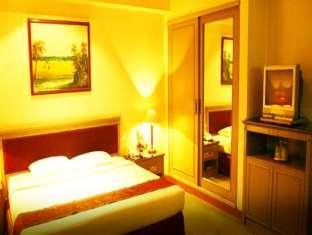 Hotel Royal Merdeka Bandung Exterior photo